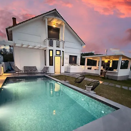 Villa Sunset Albatross