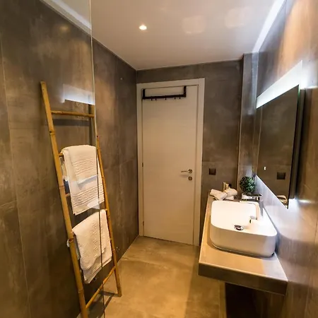 Sunset Albatross Νέα Ποτίδαια