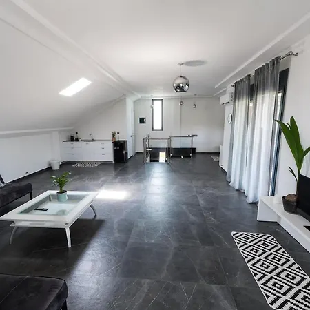 Sunset Albatross Βίλα